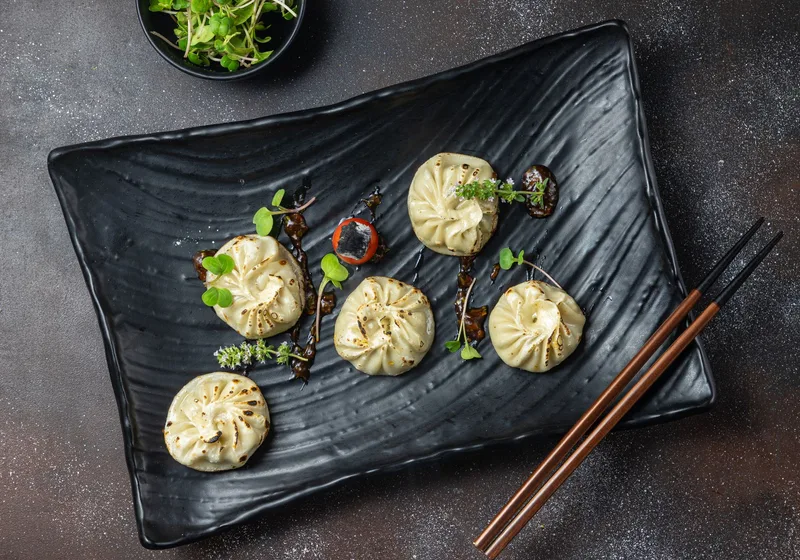 Momos