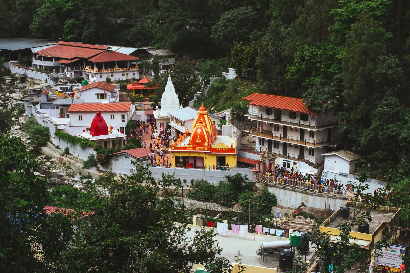 Yamunotri shrine