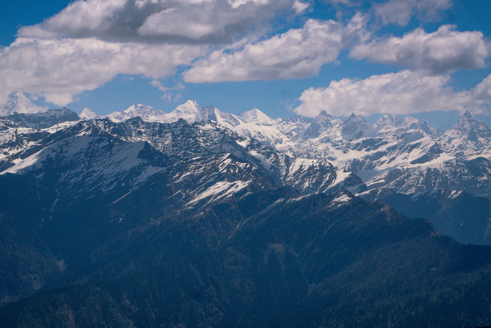Dayara Bugyal meadow