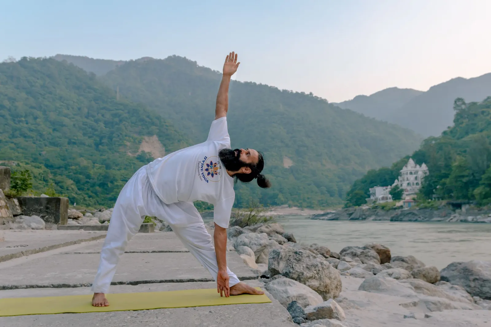 Riverside stay, Rishikesh